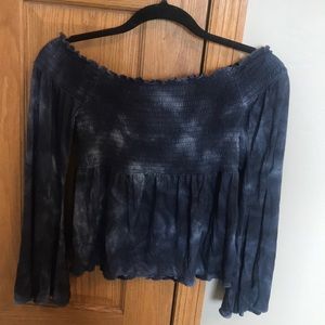 AMERICAN EAGLE flowy off the shoulder blouse